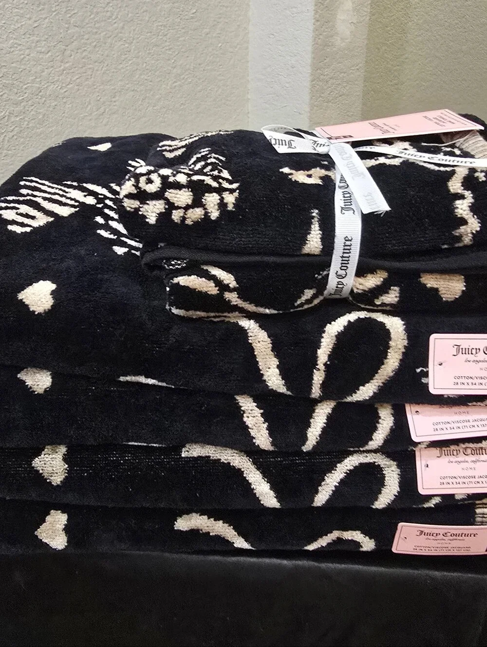 Juicy Couture Home Leopord/Zebra Print Bows/Hearts Viscose Cotton Towel Set